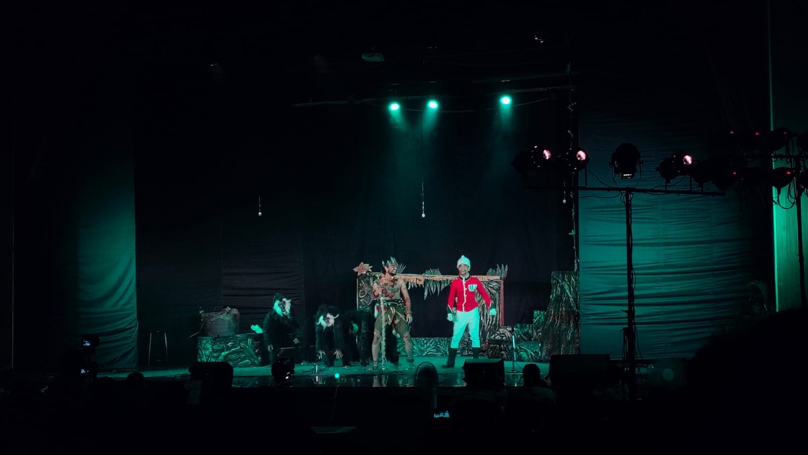 47b44a49-006a-402e-9c7c-0c2e0aa77803